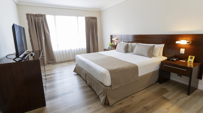 Dazzler by Wyndham San Martin 4{star}