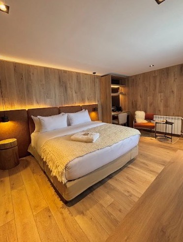 Montano Suites 3{star}